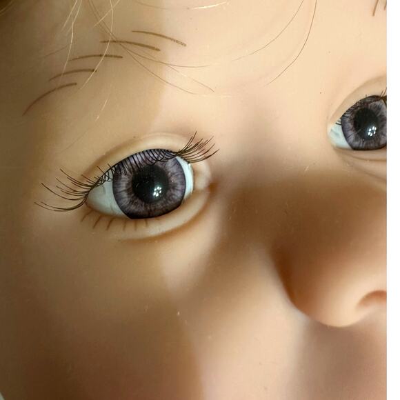 Lee Middleton Original Dolls Artist Studio #905/1000-2004 "Little Miss"-NEW! - Picture 3 of 16